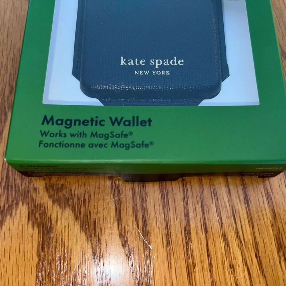 Kate Spade Black MagSafe Magnetic Card Wallet